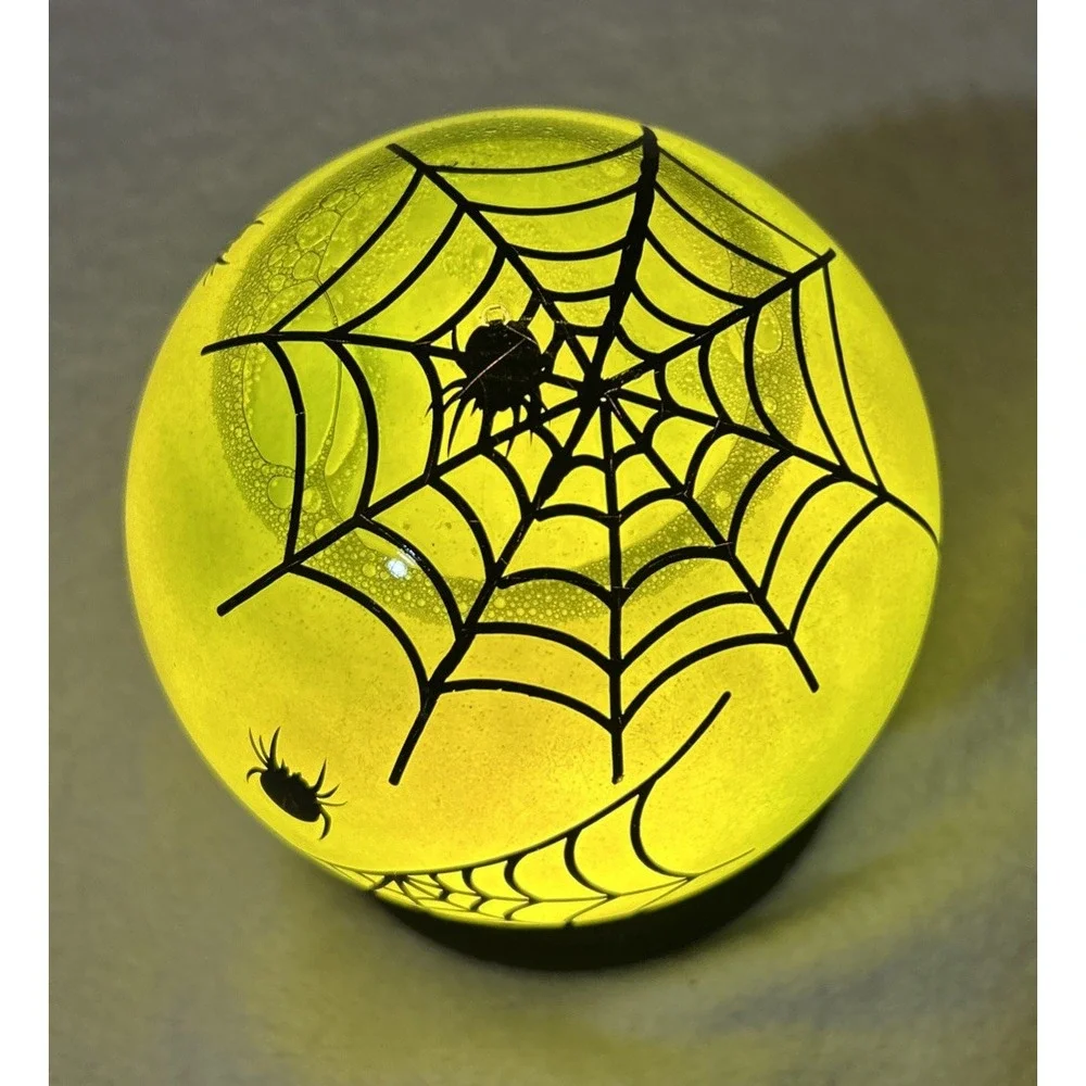 Raz 4019116 Spider Web Lighted Globe, 6 inches,‎ Green